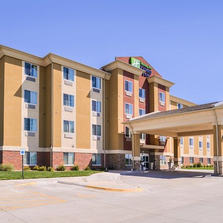 Holiday Inn Express Hotel & Suites York By Ihg Экстерьер фото