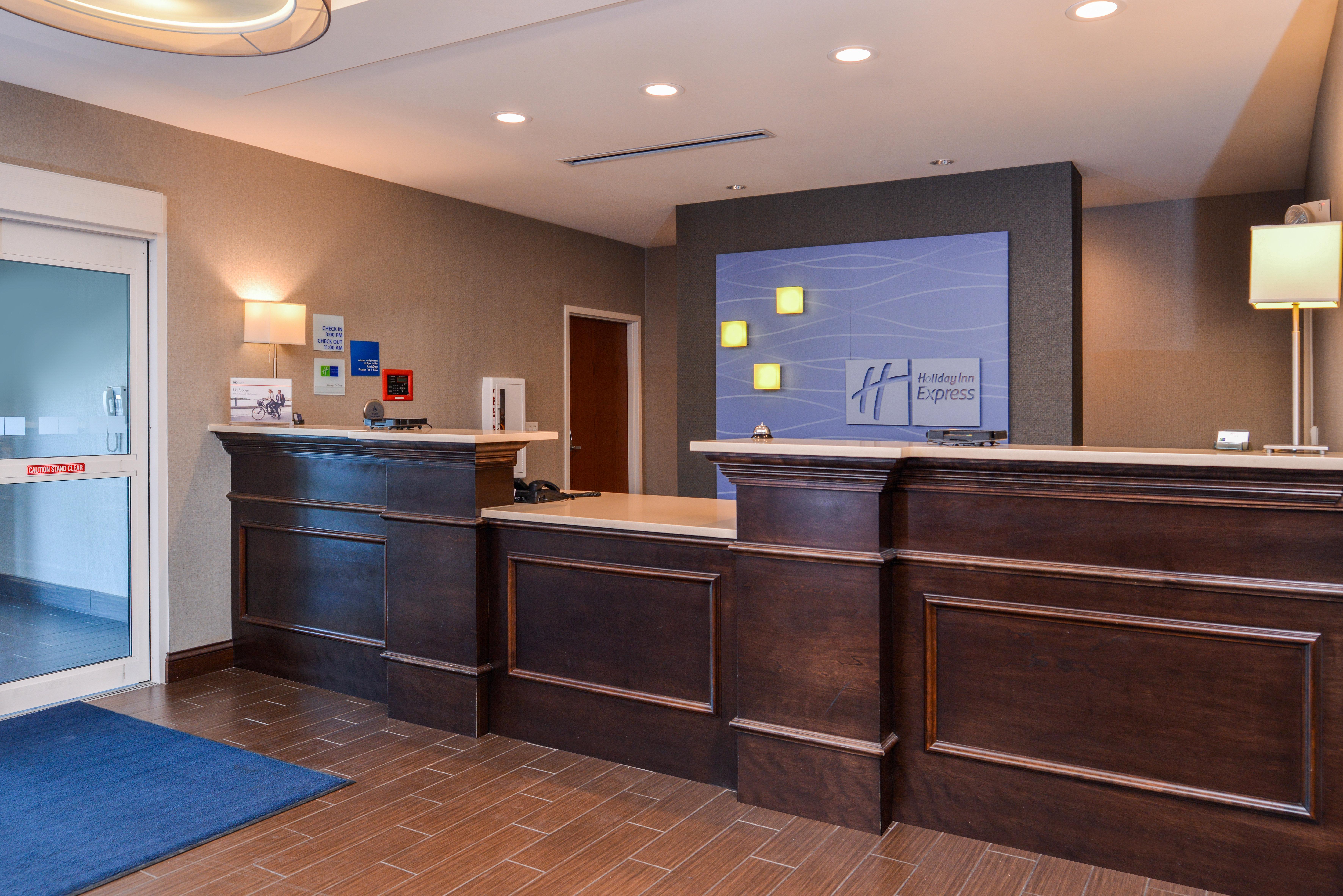 Holiday Inn Express Hotel & Suites York By Ihg Экстерьер фото