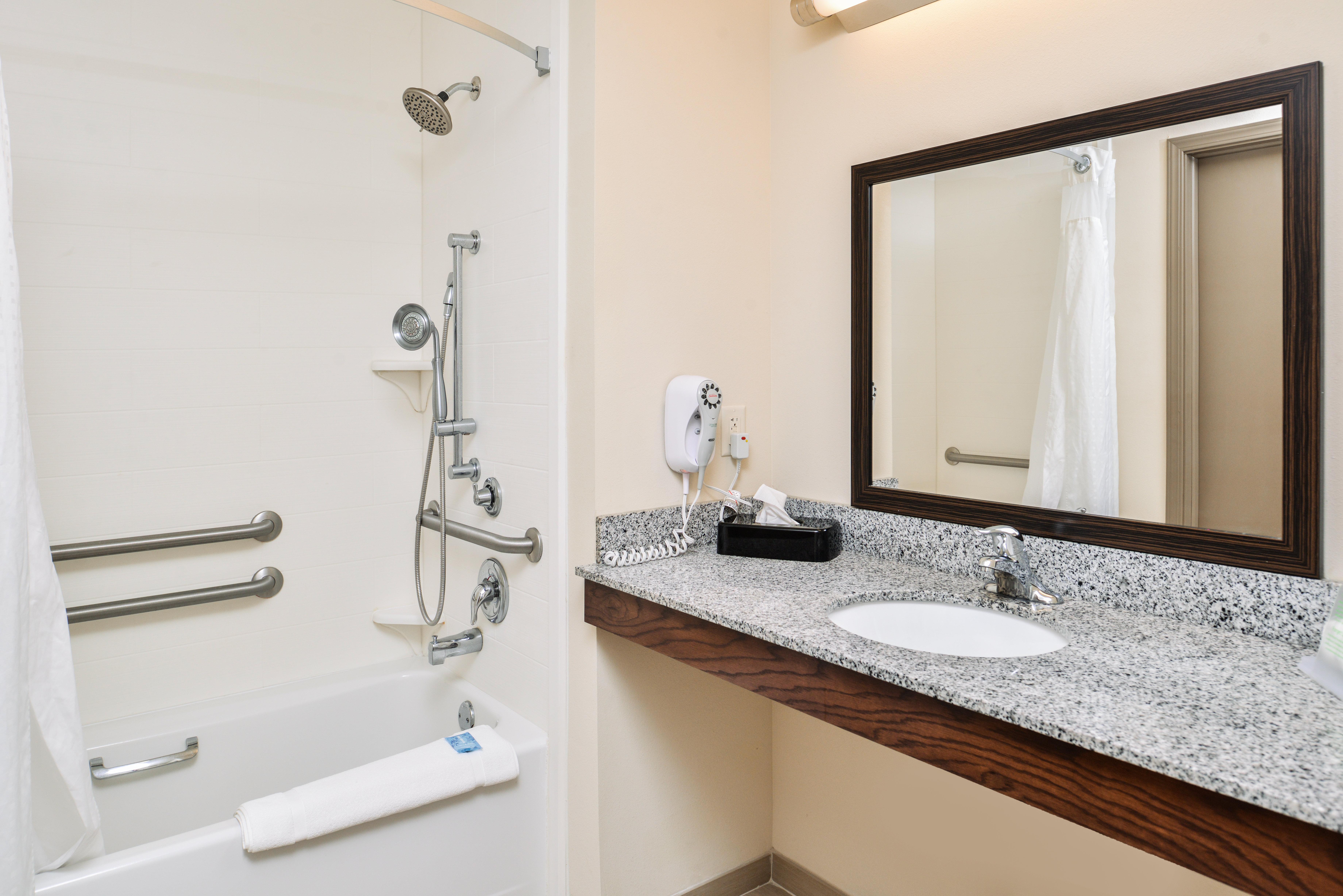 Holiday Inn Express Hotel & Suites York By Ihg Экстерьер фото